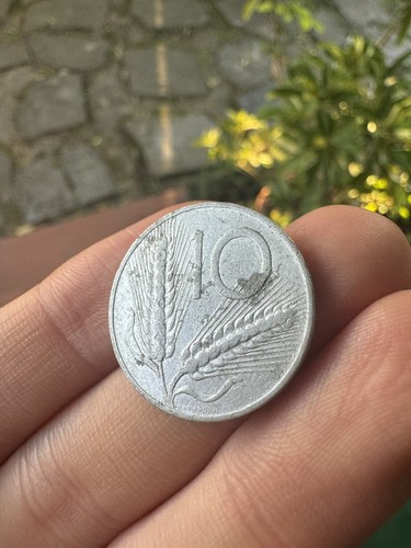 Moneta lire italiana - moneta,